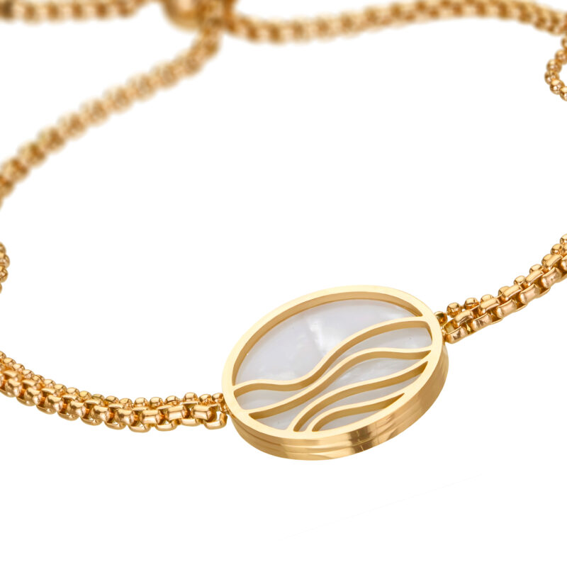 Shell Queen Set in Gold - Image 4