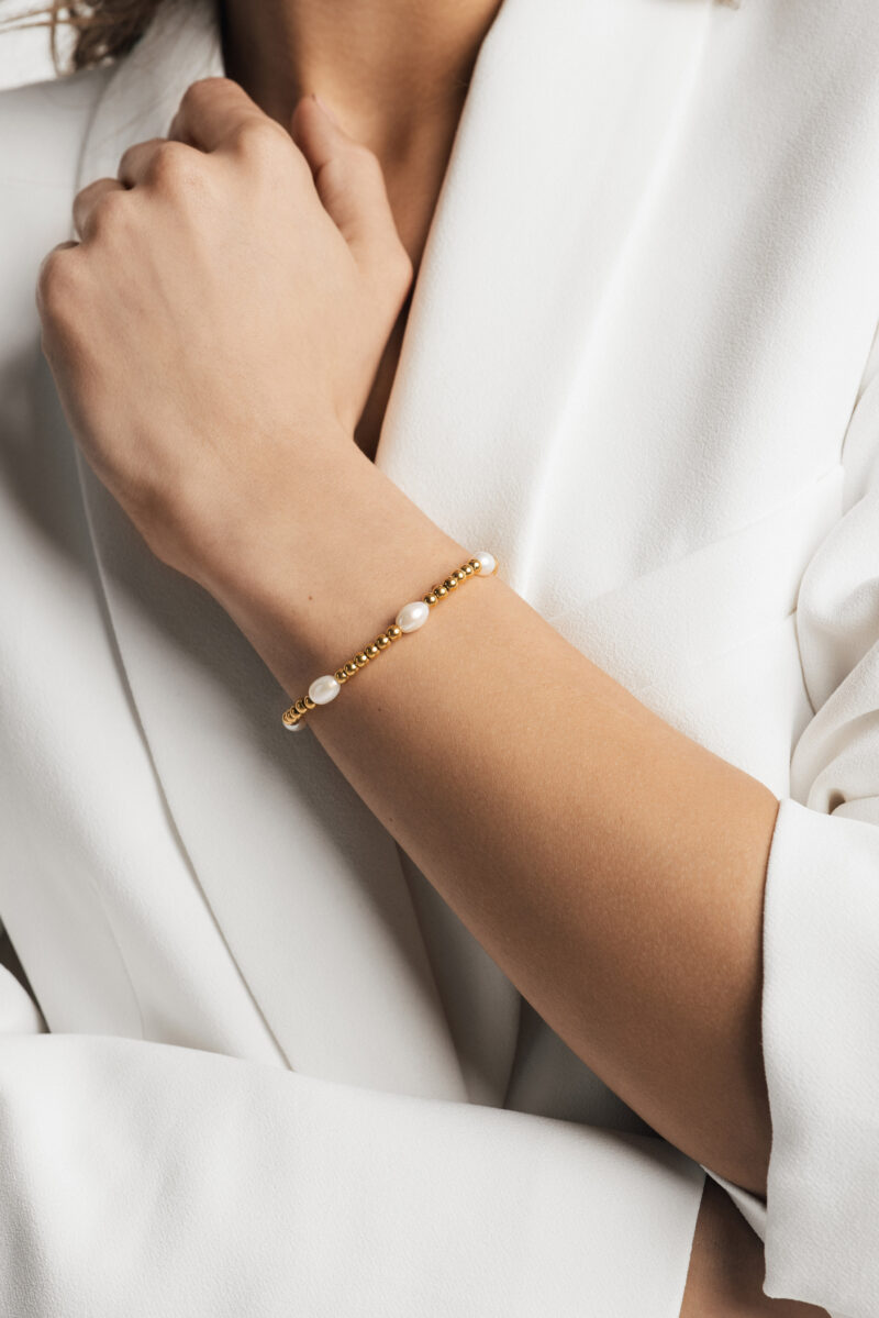 Josephine Pearl Gold Bracelet - Image 8