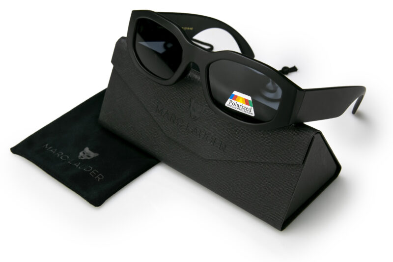 Femme Fatale Black - Image 12