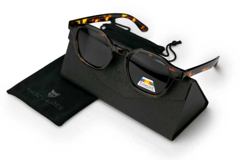 Believer Red Tortoise - Image 17