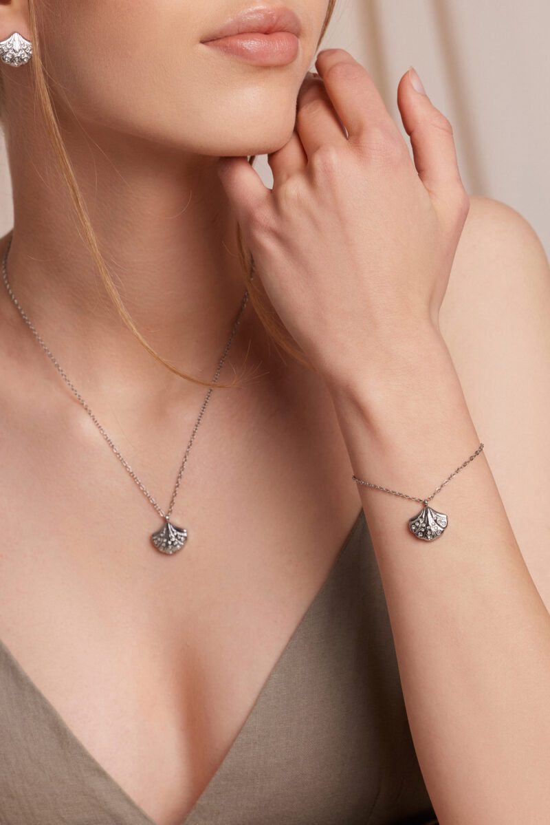 Oceava in Silver - Image 3