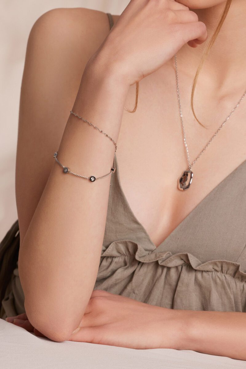 Aquelle in Silver