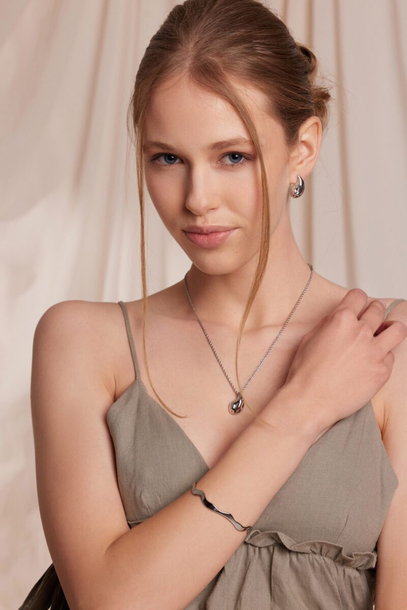 Lirien in Silver - Image 5