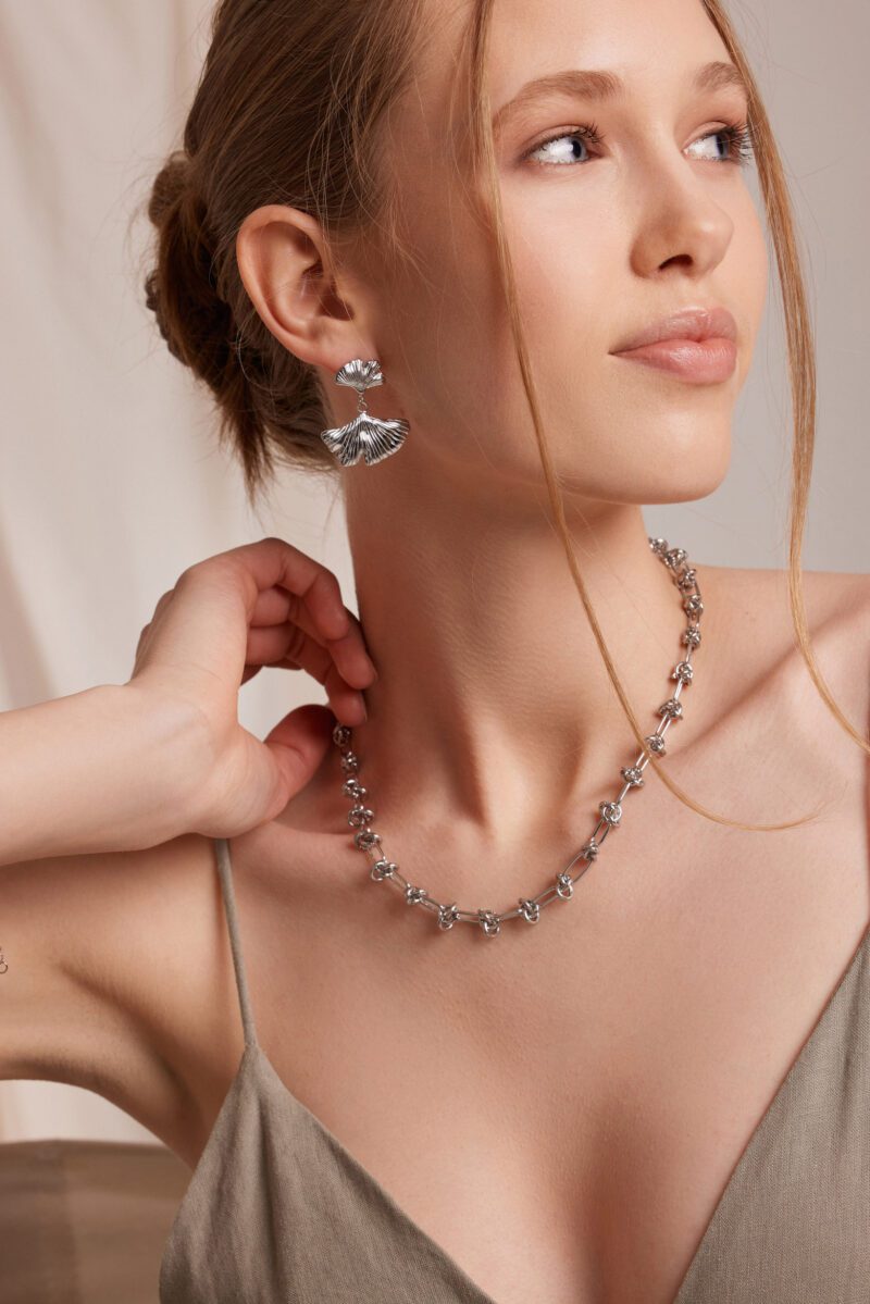Mareva in Silver