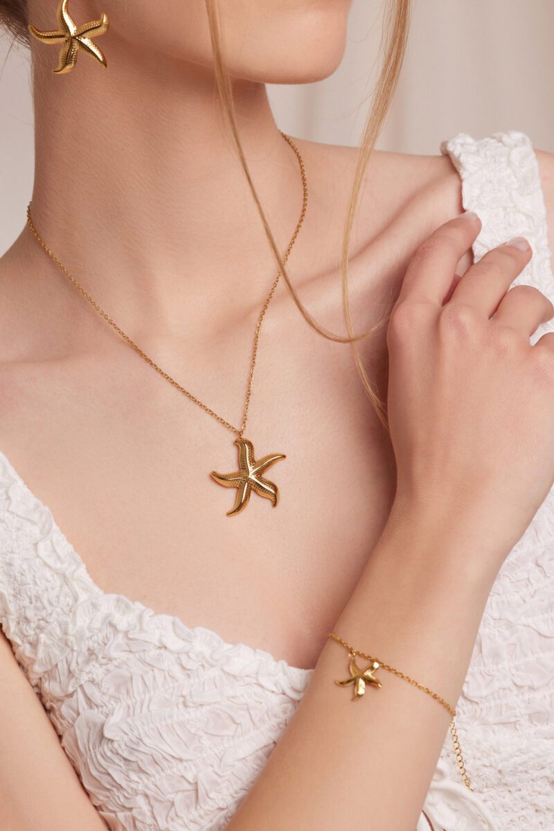 Marela in Gold - Image 4